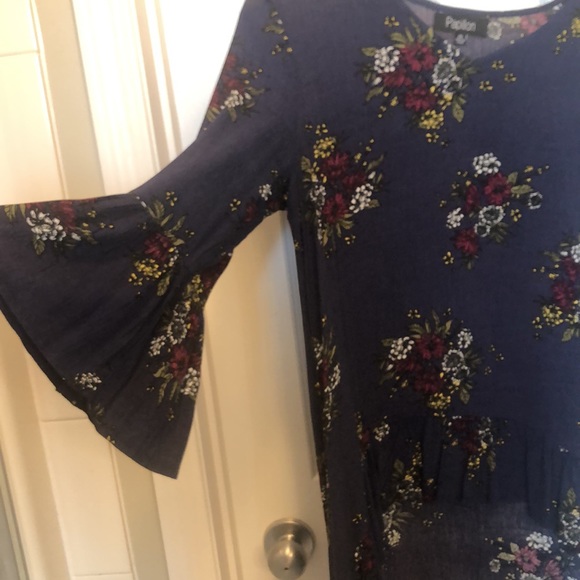 High low top - Picture 2 of 3